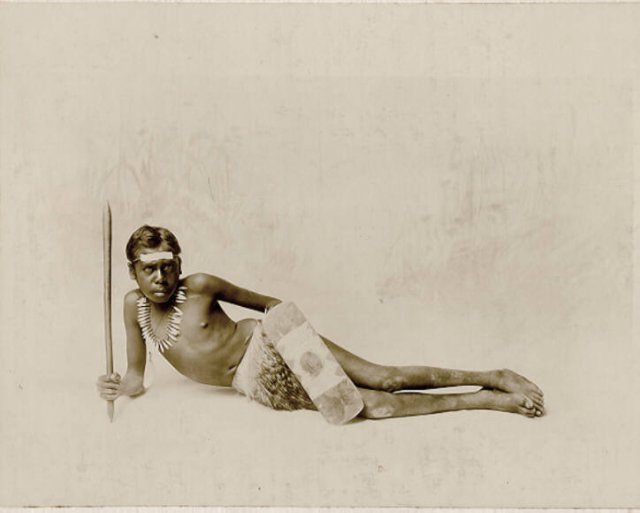 "Aborigines of the Port Stephens area" (Young Hunter) 1900. Newcastle Region Library
